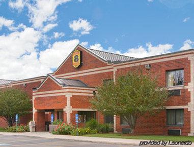 Super 8 By Wyndham Hotel 2*