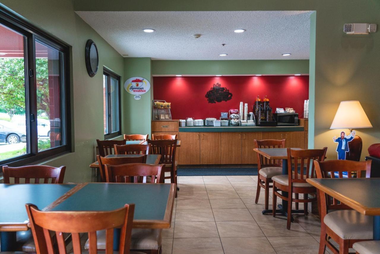 Super 8 By Wyndham 2*